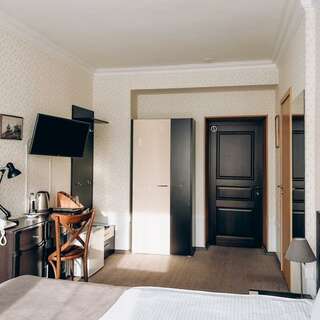 Гостиница Сибирский Сафари клуб Красноярск Стандарт (с 1 кроватью или 2 раздельными)-5