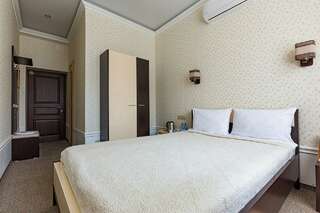 Гостиница Сибирский Сафари клуб Красноярск Стандартный двухместный номер с 1 кроватью или 2 отдельными кроватями-5